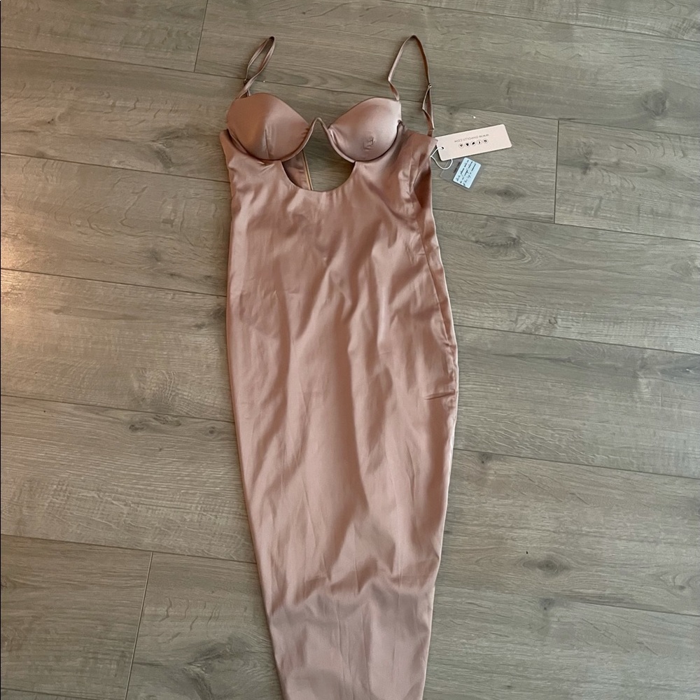 Brand New Oh Polly size 4 rose gold dress
